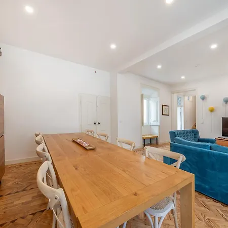 Casa Dos Cucos * אריסרייה