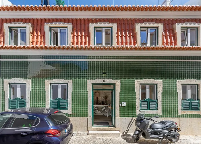 Casa Dos Cucos * אריסרייה