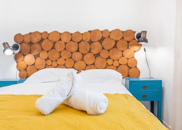 Casa Dos Cucos * אריסרייה